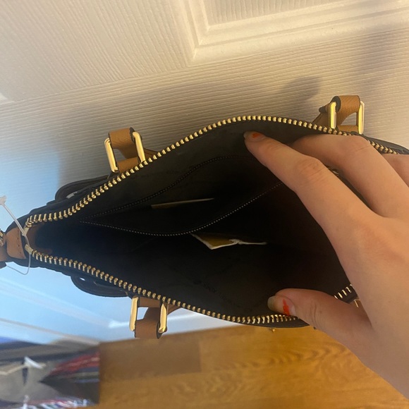 NWT Michael kors navy blue cross body and purse - Picture 5 of 6